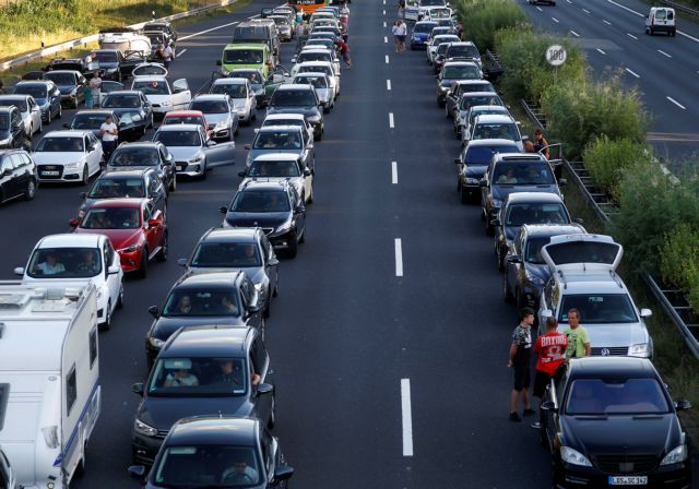 Απολογούνται οι αυτοκινητοβιομηχανίες