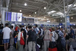 Αυξήθηκε κατά 10,1% η κίνηση στα ελληνικά αεροδρόμια
