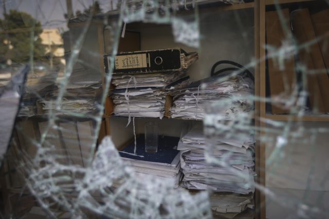 Νέα επίθεση Ρουβίκωνα σε γραφεία ομίλου επιχειρήσεων