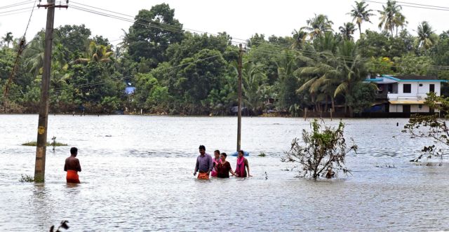 Ξεπέρασαν το εκατομμύριο οι εκτοπισμένοι στην Κεράλα