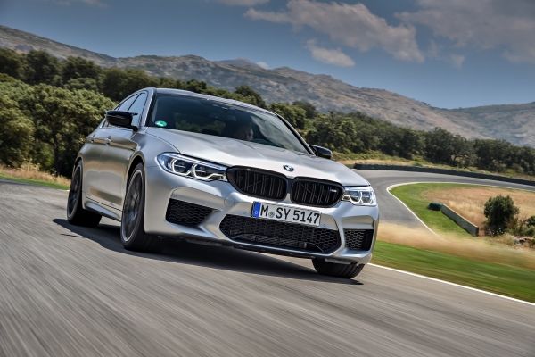 Νέα BMW M5 Competition: Ιπποστάσιο 625 αγωνιστικών ίππων
