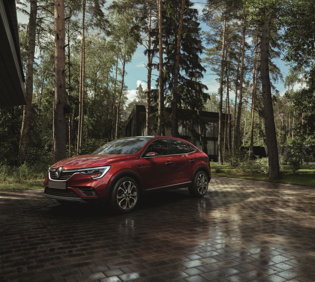 Renault ARKANA: Πρεμιέρα στη Μόσχα για το πρωτοποριακό κουπέ – crossover