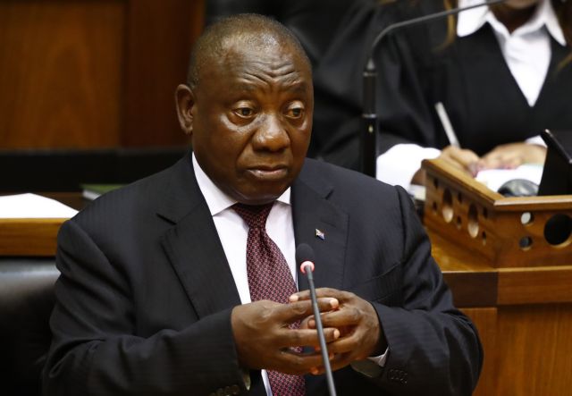 Οργή κυβέρνησης Νοτιοαφρικανών για τουίτ Τραμπ για αναδιανομή γαιών