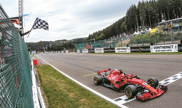 Η «βόλτα» του Φέτελ στην πίστα του Σπα