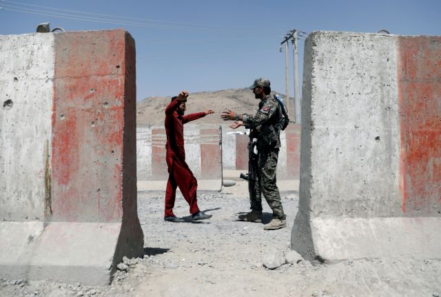 Αφγανιστάν: Επίθεση Ταλιμπάν σε στρατιωτικό φυλάκιο