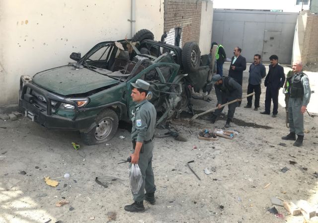 Αφγανιστάν: 14 νεκροί και δεκάδες όμηροι σε επίθεση Ταλιμπάν