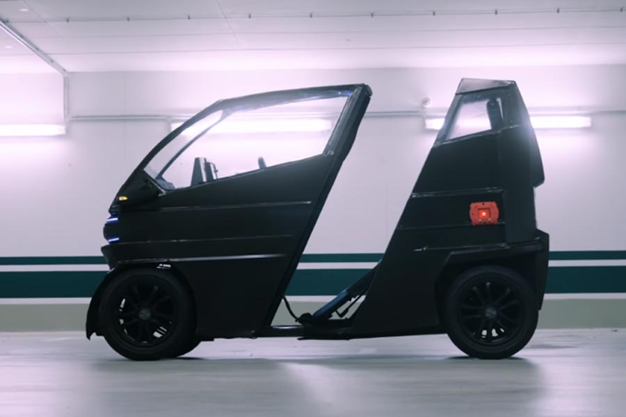 Το πρώτο αυτοκίνητο που «μαζεύει» όταν παρκάρει