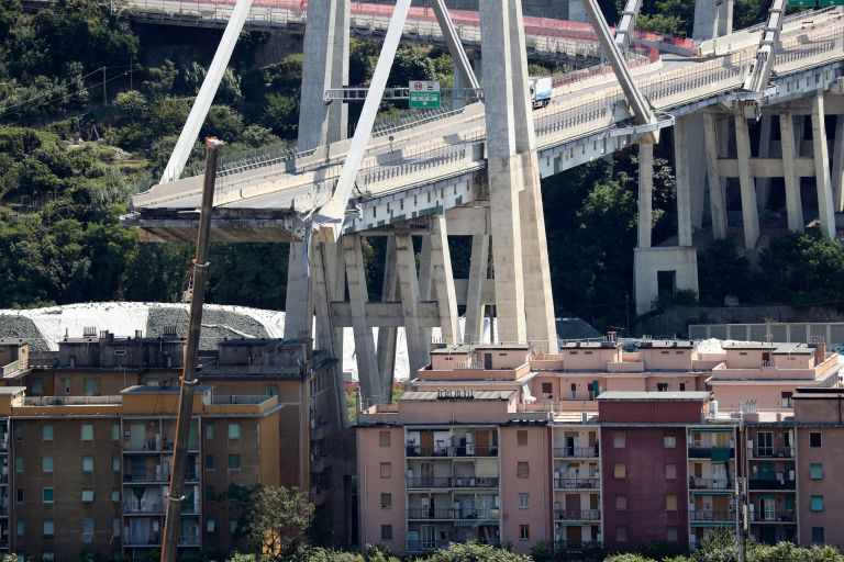 Η γέφυρα έπεσε γιατί δεν έγινε ποτέ σωστή συντήρηση | tanea.gr
