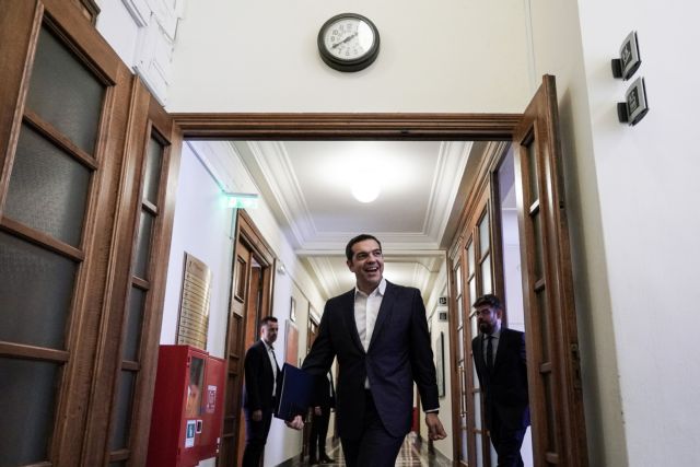 Cabinet reshuffle signals bid to expand SYRIZA’s political base