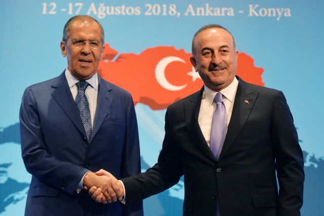 Τσαβούσογλου – Λαβρόφ συζήτησαν τις αμερικανικές κυρώσεις στην Τουρκία