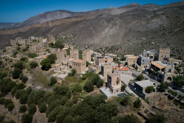 Ο Θοδωρής Βουτσικάκης συναντάει τη Λίνα Νικολακοπούλου