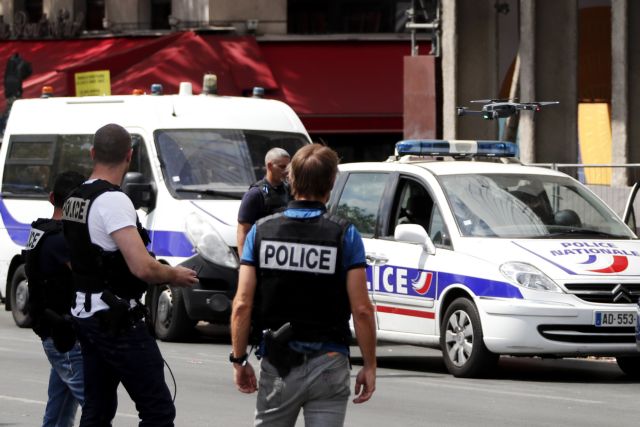 Γαλλία: Επίθεση μεθυσμένου με αυτοκίνητο σε είσοδο κλαμπ – Επτά τραυματίες