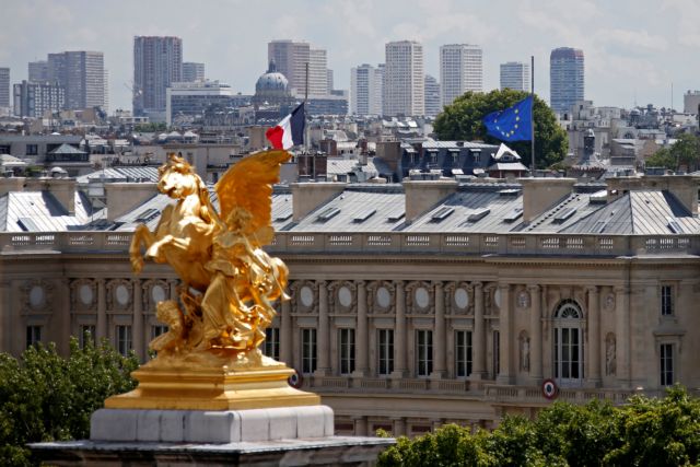 Να αναβάλουν ταξίδια τους στο Ιράν καλεί τους γάλλους διπλωμάτες