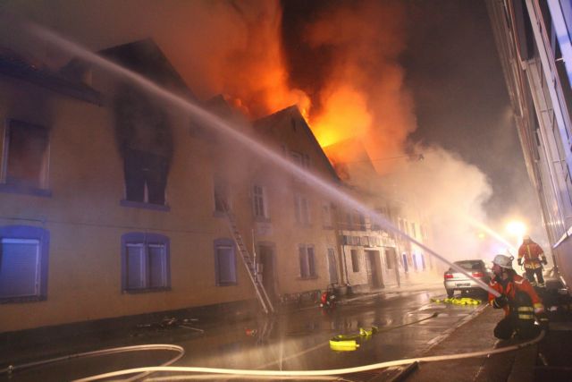 Γερμανία: Τουλάχιστον 40 τραυματίες από πυρκαγιά