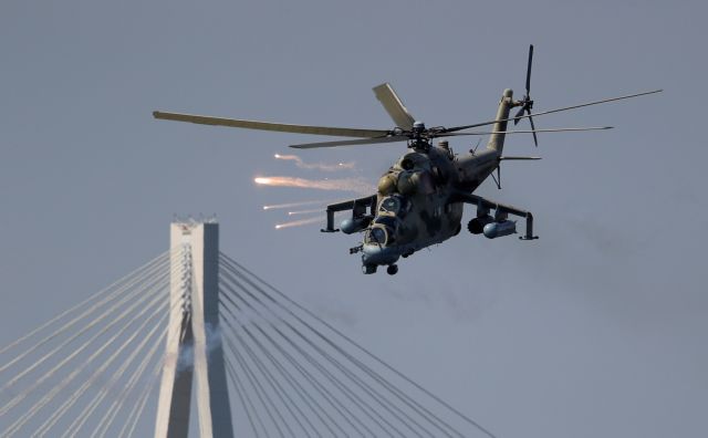 Δεκαοκτώ νεκροί από συντριβή ελικοπτέρου