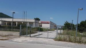 Καμένα Βούρλα: Πέθανε έξω από το κλειστό Κέντρο Υγείας