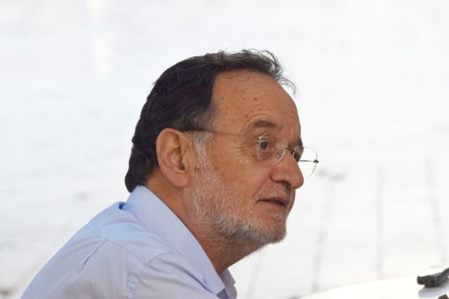 Επικοινωνία Λαφαζάνη με τους γονείς των δύο στρατιωτικών