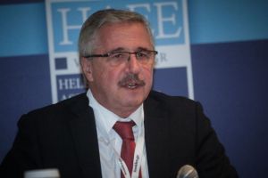 Μανιάτης εναντίον κυβέρνησης για την Υδρα: Είναι ανίκανοι