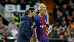 Η Μπαρτσελόνα απορρίπτει κάθε πρόταση για τον Ράκιτιτς