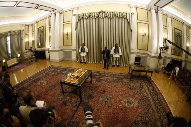 Το μεσημέρι η ορκωμοσία της νέας κυβέρνησης