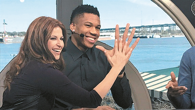 Ο Γκροσίτσκι, τα χρήματα και η επιμονή