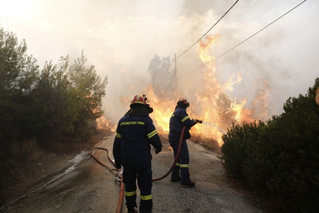 Πολύ υψηλός κίνδυνος πυρκαγιάς σε Αιγαίο, Στερεά, Αττική και Πελοπόννησο