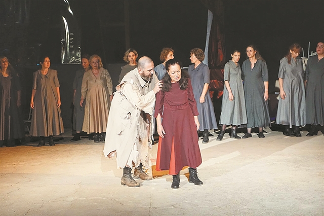 Το αρχαίο θέατρο της Ερέτριας αποκτά «φωνή» έπειτα από 40 χρόνια