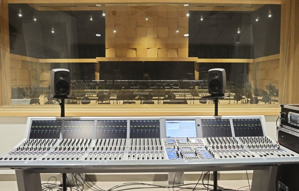 Στους πυρόπληκτους τα έσοδα από το γκαλά της Λυρικής