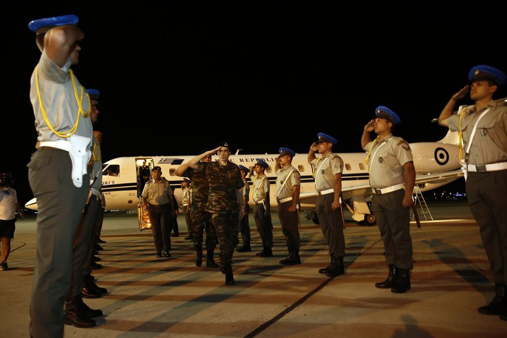 Η Κύπρος χαιρέτισε την απελευθέρωση των δύο στρατιωτικών