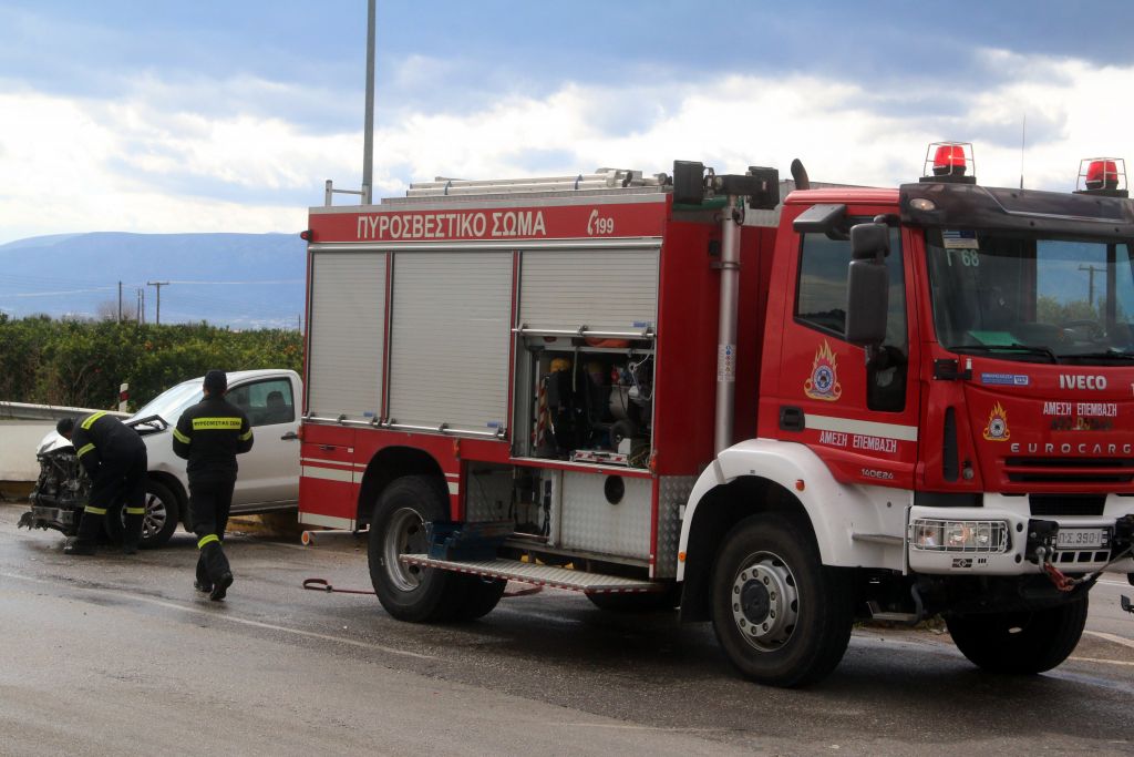 Τροχαίο με τραυματίες στη Λεωφόρο Μαραθώνος
