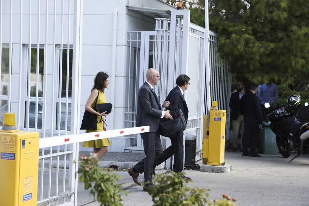 Η τρόικα πάει… Δικαιοσύνη