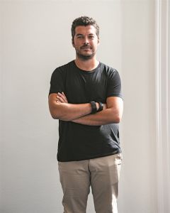 «Τώρα είδαμε τι σημαίνει να εργάζεσαι πάνω στο τραπέζι που τρως»