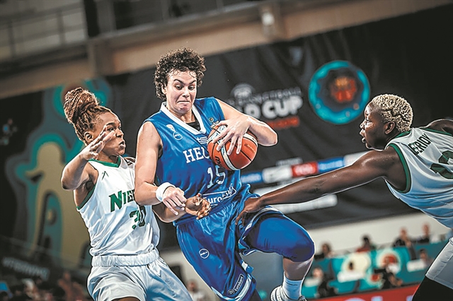 Τα κορίτσια έχασαν την ευκαιρία