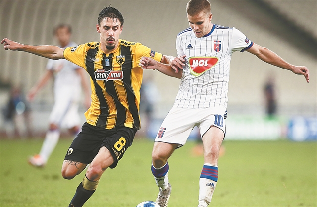 Σιμόες, ο κύριος… Αναντικατάστατος