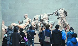 «Ιντιπέντεντ»: τα Γλυπτά του Παρθενώνα στο παζάρι της Τερίζα Μέι με την Ελλάδα