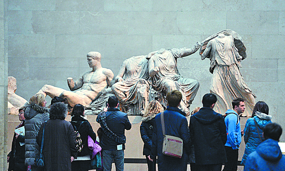 «Ιντιπέντεντ»: τα Γλυπτά του Παρθενώνα στο παζάρι της Τερίζα Μέι με την Ελλάδα