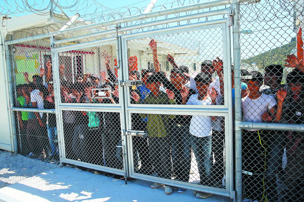 «Κραυγή αγωνίας» 19 οργανώσεων για το χάος στη Μόρια