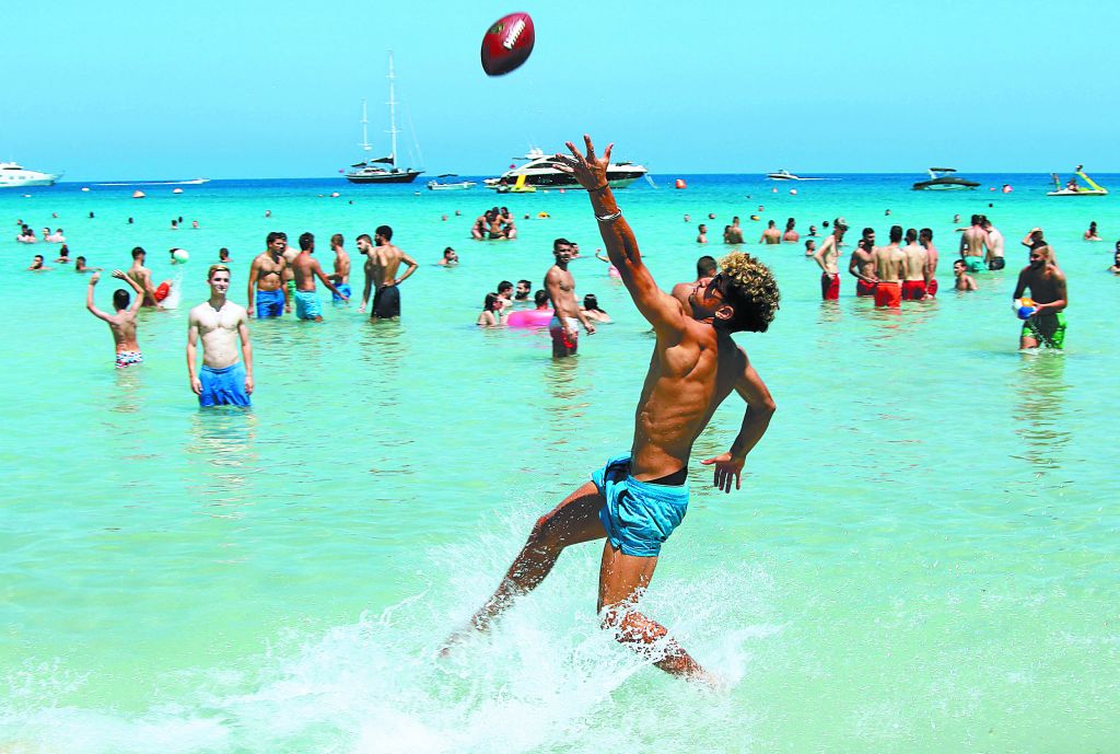 Μαθήματα από την Κύπρο για έξοδο στις αγορές