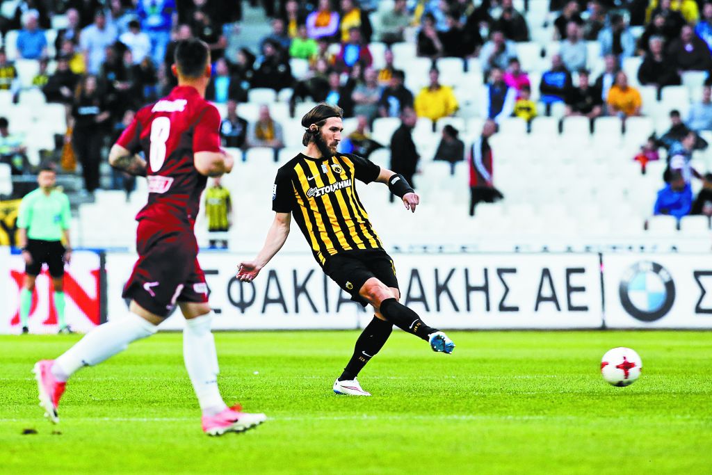 Περιμένοντας την τριάδα