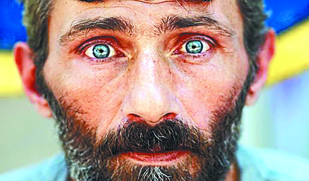 Τα φωτογραφικά πορτρέτα ανθρώπων της πόλης από τον Κώστα Ζαφειρόπουλο