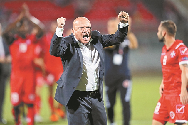 Στο μπλοκάκι των Κόλα – Λαγωνικάκη ο Αγιαξ