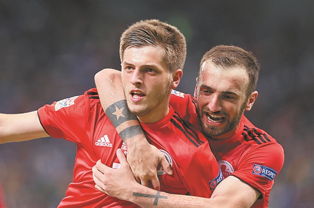 Αλλαγή φρουράς;