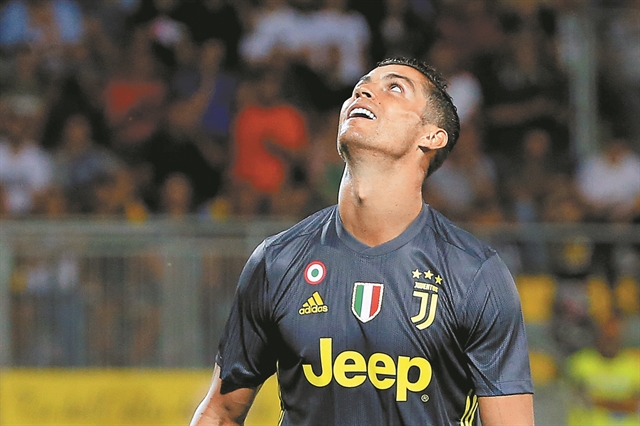 Ο Ρονάλντο στο σημείο του πέναλτι