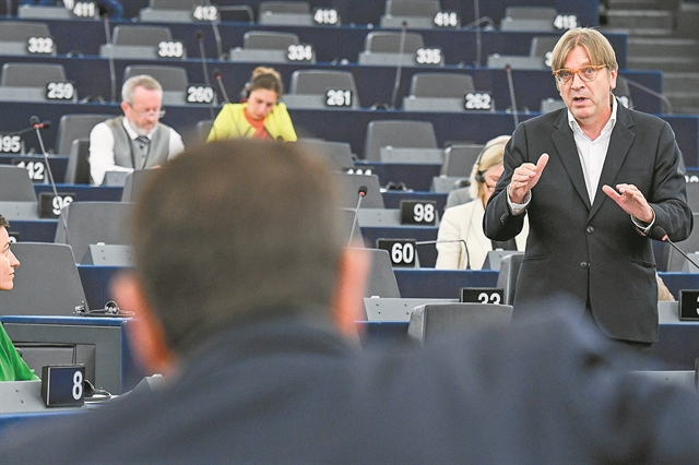 «Δεν εκτίθεται μόνον ο ίδιος, αλλά δυστυχώς και η χώρα μας»