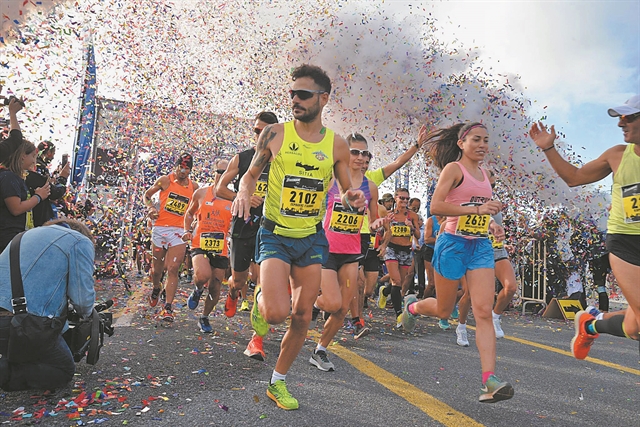 Ετσά γλακούν εκεί στο Νότο