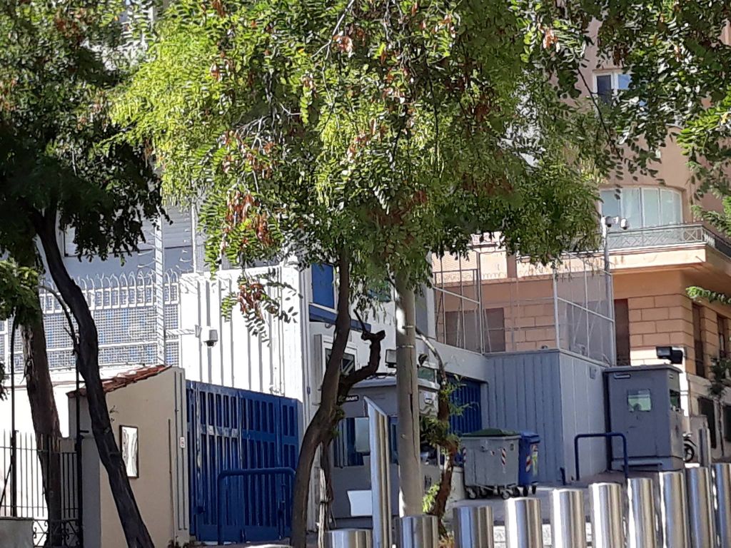 Ο Ρουβίκωνας γελοιοποιεί ξανά την Ελληνική Αστυνομία