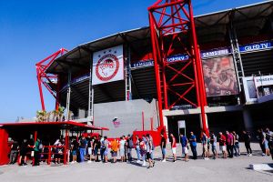 «Ουρές» στο Καραϊσκάκη για τα εισιτήρια με ΠΑΟΚ