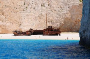 ΕΛΣΤΑΤ: 5,4 εκατ. Έλληνες ταξίδεψαν το 2025 – Στα 4,1 δισ. ευρώ η δαπάνη