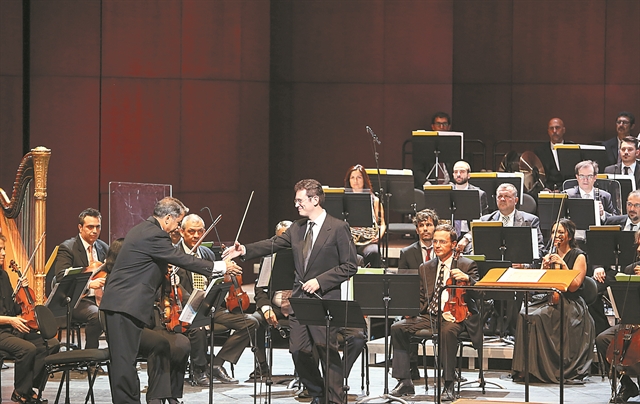 Γκαλά όπερας και Zeus & Dione