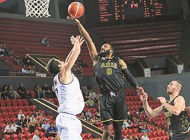 Χάρτινο… παραπέτασμα!